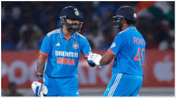 आईसीसी वनडे रैंकिंग में विराट कोहली और रोहित शर्मा कितने नंबर पर हैं?