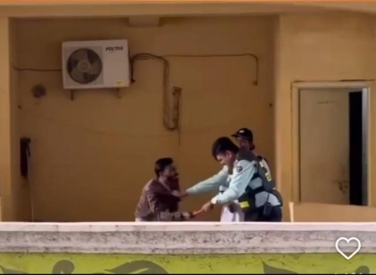 देखें VIDEO: मैच देखने पहुंचे दर्शकों की बेरहमी से पिटाई की