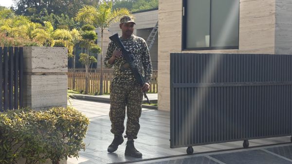 हिंदुस्तान कॉइल के 41 ठिकानों पर छापे जारी, 5 करोड़ रुपए, 5 किलो सोना लाकर 17 हुए