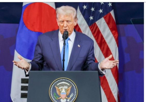 डोनाल्ड ट्रंप को फीफा ने दिया शांति पुरस्कार, सम्मान समारोह में दिखाई गई पीएम मोदी की क्लिप