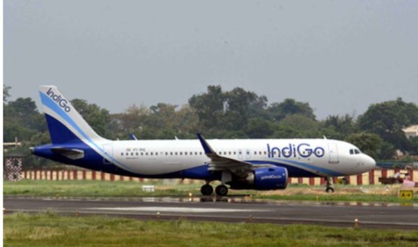 इंडिगो संकट: जम्मू और कश्मीर में 16 उड़ानें रद्द, यात्री परेशान