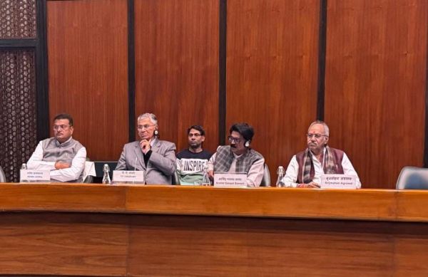 रायपुर को 100% ग्रीन एनर्जी एयरपोर्ट बनाने—सांसद बृजमोहन का  प्रस्ताव