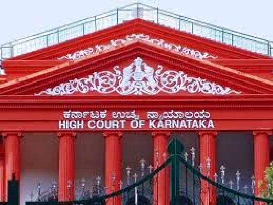 कर्नाटक हाईकोर्ट ने राज्य के पीरियड लीव के आदेश पर रोक लगाई