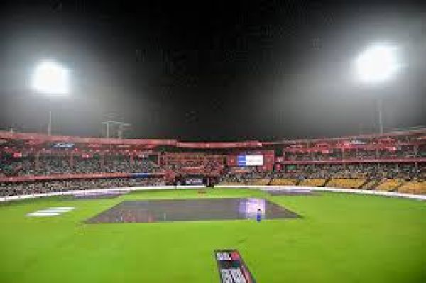 कर्नाटक सरकार ने बेंगलुरु के चिन्नास्वामी स्टेडियम में मैच आयोजनों को दी मंज़ूरी, शर्तें भी लगाईं