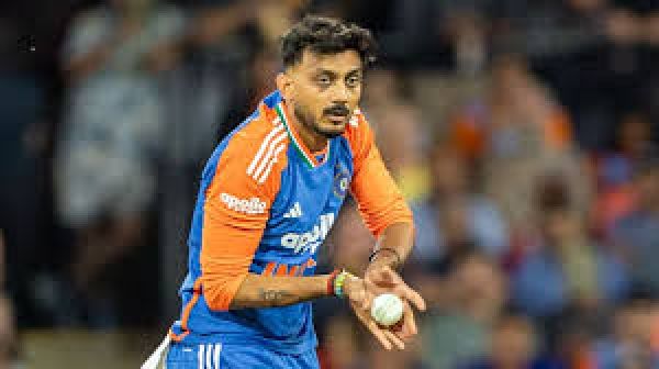 भारत-दक्षिण अफ़्रीका टी20 इंटरनेशनल सिरीज़: बाक़ी के दो मैचों से बाहर हुए अक्षर पटेल