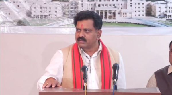 आरक्षक भर्ती, गृहमंत्री 21 को निवास में करेंगे समस्याओं का समाधान