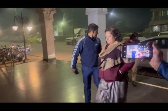 सौम्या चौरसिया को एक और झटका