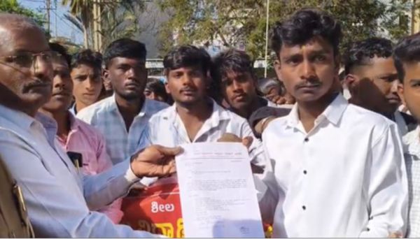 कर्नाटक: बीदर में एबीवीपी का 'हल्ला बोल', ग्रामीण इलाकों में परिवहन सेवा ठप होने पर फूटा गुस्सा 