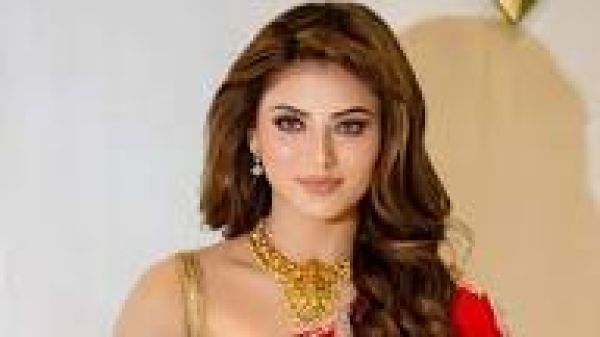 युवराज सिंह और उर्वशी रौतेला समेत कई लोगों की संपत्ति ज़ब्त, सट्टेबाज़ी से जुड़ा है मामला