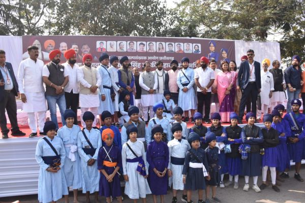 सीएम  साय वीर बाल रैली में शामिल 