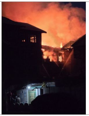 बांग्लादेश: बीएनपी नेता का घर उपद्रवियों ने फूंका, सात साल की बच्ची जिंदा जली