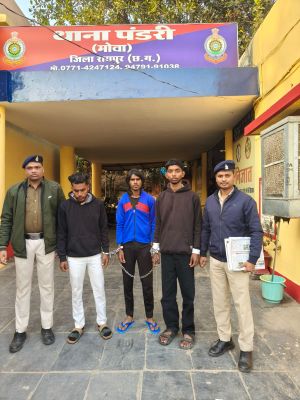 शोभायात्रा में नाचने  को लेकर विवाद पर हत्या करने वाले आधा दर्जन गिरफ्तार