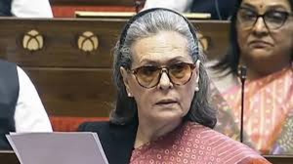 सोनिया गांधी बोलीं- 'मनरेगा का ख़त्म होना हमारी सामूहिक विफलता'