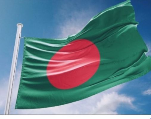 बांग्लादेश में हिंसा के बीच छात्रों ने लगाई मदद की गुहार, पत्रकारों ने की मीडिया की आजादी और सुरक्षा की अपील