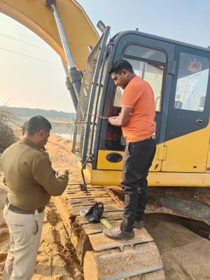 रातभर नाकेबंदी कर खनिज विभाग ने 8 हाईवा किए जब्त