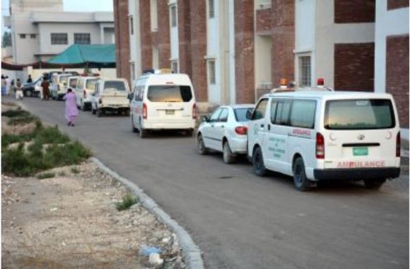 पाकिस्तान में सरकारी अस्पताल खस्ताहाल, दवाएं नदारद और जांच की व्यवस्था भी नहीं 