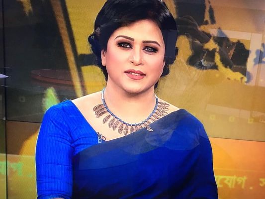 बांग्लादेश में हिंसक धर्मांन्धता का मीडिया पर हमला, नापसंद महिला पत्रकार को न हटाया तो चैनल जला देंगे 