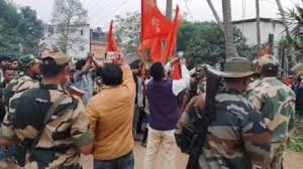 त्रिपुरा में भारत-बांग्लादेश अंतरराष्ट्रीय सीमा के पास विरोध प्रदर्शन, आयात-निर्यात अनिश्चित समय के लिए बंद