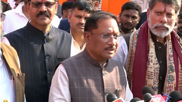 देखें VIDEO : गरीबी का फायदा उठा धर्म परिवर्तन कराना उचित नहीं..