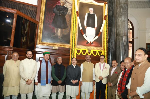 संसद भवन में अटलजी को श्रद्धांजलि