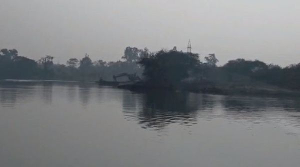 खारुन नदी तट पर अवैध रेत खनन, कार्रवाई