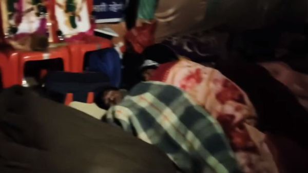 VIDEO: अनशनरत दर्जनभर डीएड अभ्यर्थियों की तबियत बिगड़ी 