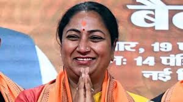 दिल्ली में भाजपा सरकार ने इस साल कुछ वादे पूरे किए, कई अब भी शेष