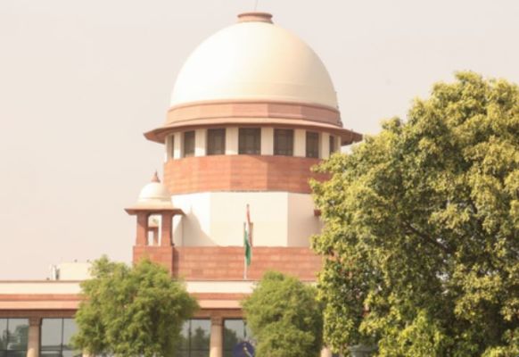 कुलदीप सेंगर को सुप्रीम कोर्ट से झटका: दिल्ली हाईकोर्ट ने जमानत पर लगाई रोक, नोटिस जारी