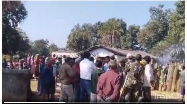  आमाबेड़ा - पूषागांव में मतांतरण पर फिर बवाल, घरों में तोडफ़ोड़, पुलिस बल तैनात