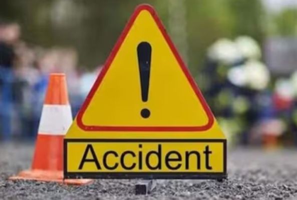 उत्तराखंड के अल्मोड़ा में खाई में गिरी बस; 6 लोगों की मौत, सीएम धामी ने जताया दुख