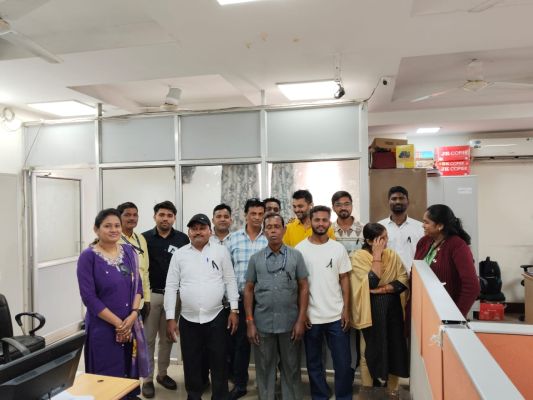 निगम कर्मी कल सफेद शर्ट काली पेंट  में रैली निकालेंगे 