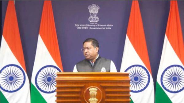 भारत-पाकिस्तान ने कैदियों की सूची का किया आदान-प्रदान: एमईए 