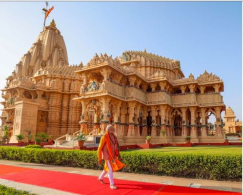 सोमनाथ मंदिर: सिर्फ आस्था का स्थल नहीं, बल्कि समेटे हुए है भारत का हजारों साल पुराना इतिहास