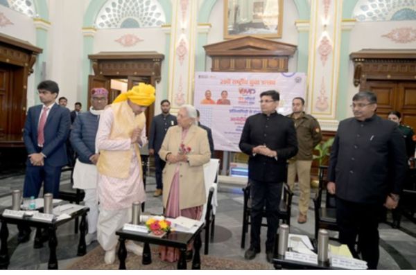 बहुभाषी सोच और सांस्कृतिक शक्ति से ही बनेगा 'नया भारत': आनंदीबेन पटेल