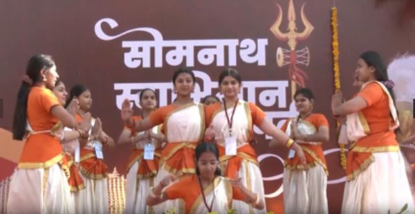 पीएम मोदी के स्वागत के लिए सोमनाथ में तैयारियां पूरी, अलग-अलग हिस्सों से आए कलाकार देंगे सांस्कृतिक प्रस्तुति 