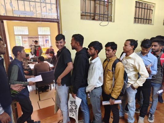 प्लेसमेंट कैम्प एवं अप्रेंटिसशिप मेला : 190 का  चयन