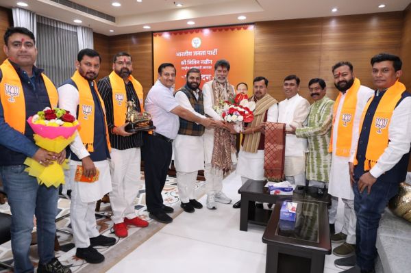 नितिन नबीन से मिले प्रदेश के नेता 