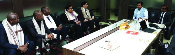 6 देशों के प्रतिनिधि मंडल आंजनेय यूनिवर्सिटी पहुंचे