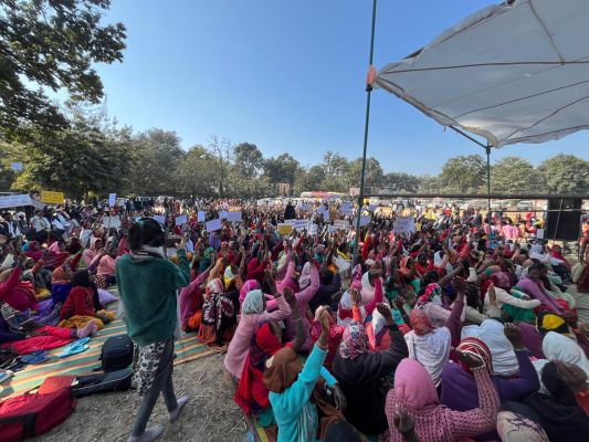 हसदेव–सरगुजा में खनन के खिलाफ बीटीआई ग्राउंड में उमड़े हजारों लोग