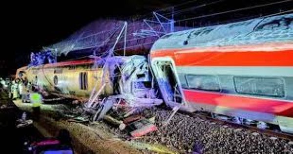 स्पेन में दो रेलगाड़ियों की टक्कर में 40 लोगों की मौत, मृतकों की संख्या बढ़ने की आशंका