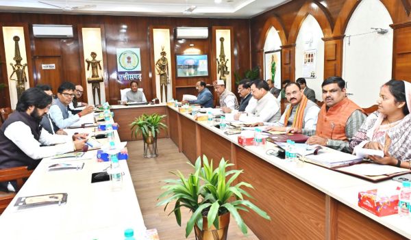 अब प्लास्टिक की बोतल में शराब