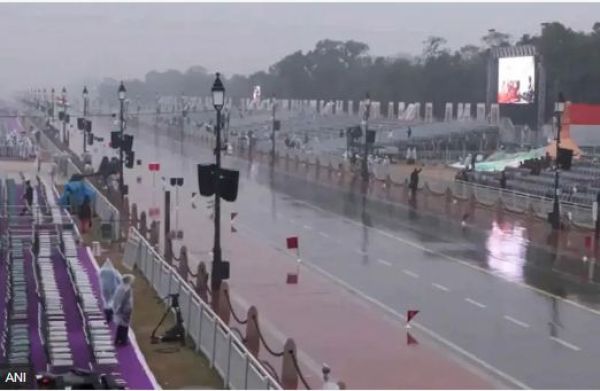 दिल्ली-एनसीआर में बारिश और तेज़ हवाएं, मौसम विभाग ने क्या कहा