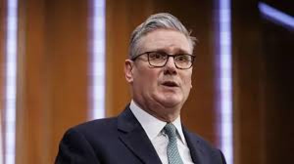 ब्रिटेन के पीएम ने ट्रंप के बयान को बताया शर्मनाक, माफ़ी की मांग की