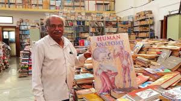 मिलिए पद्मश्री के लिए चुने गए 'पुस्तक माने' एन्के गौड़ा से