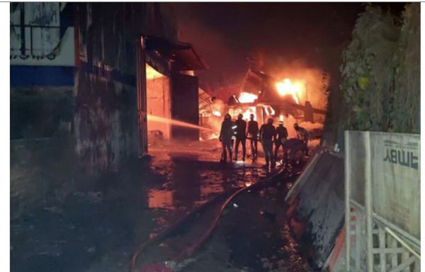 कोलकाता के गोदाम में आग लगने से अब तक 8 की मौत, बाहर से बंद होने की वजह से नहीं निकल पाए