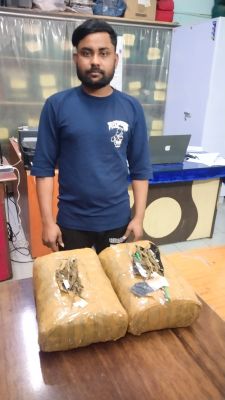 अवंति विहार शीतला तालाब के पास 4 किलो गांजे के साथ गिरफ्तार 