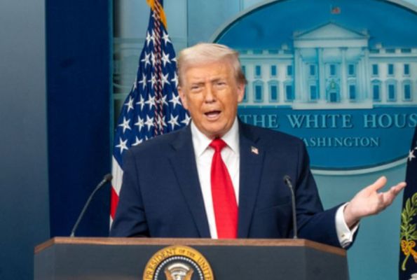 अमेरिका दक्षिण कोरिया के साथ टैरिफ विवाद पर 'कुछ' समाधान निकालेगा: डोनाल्ड ट्रंप