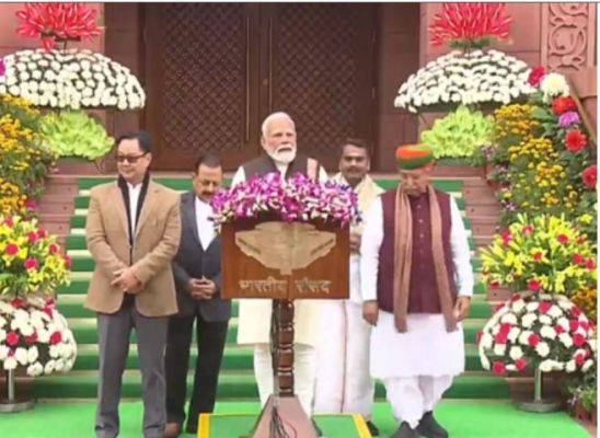 वित्त मंत्री निर्मला सीतारमण लगातार नौवीं बार बजट पेश करेंगी, पीएम मोदी बोले-यह संसदीय इतिहास का गौरवपूर्ण क्षण 