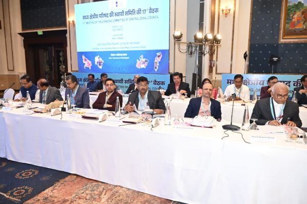 आपसी विवादों का हल निकालने मध्य क्षेत्रीय परिषद की बैठक जारी 