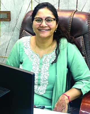 न्यूजीलैंड की नन्हीं मरीज को रायपुर में मिली नई मुस्कान, डॉ. अग्रवाल ने संवारी दांतों की लकीरें